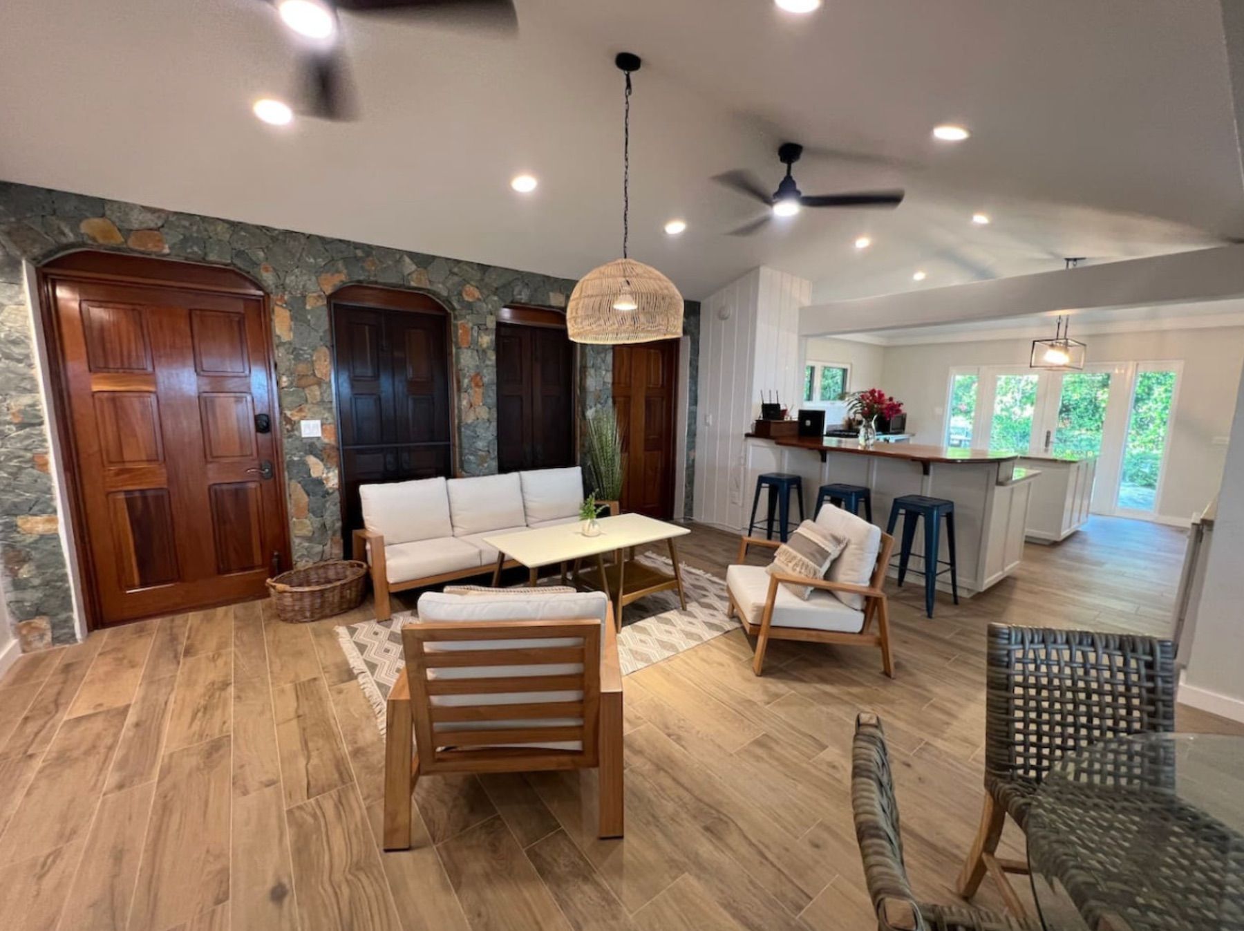 Seagate villa photo.